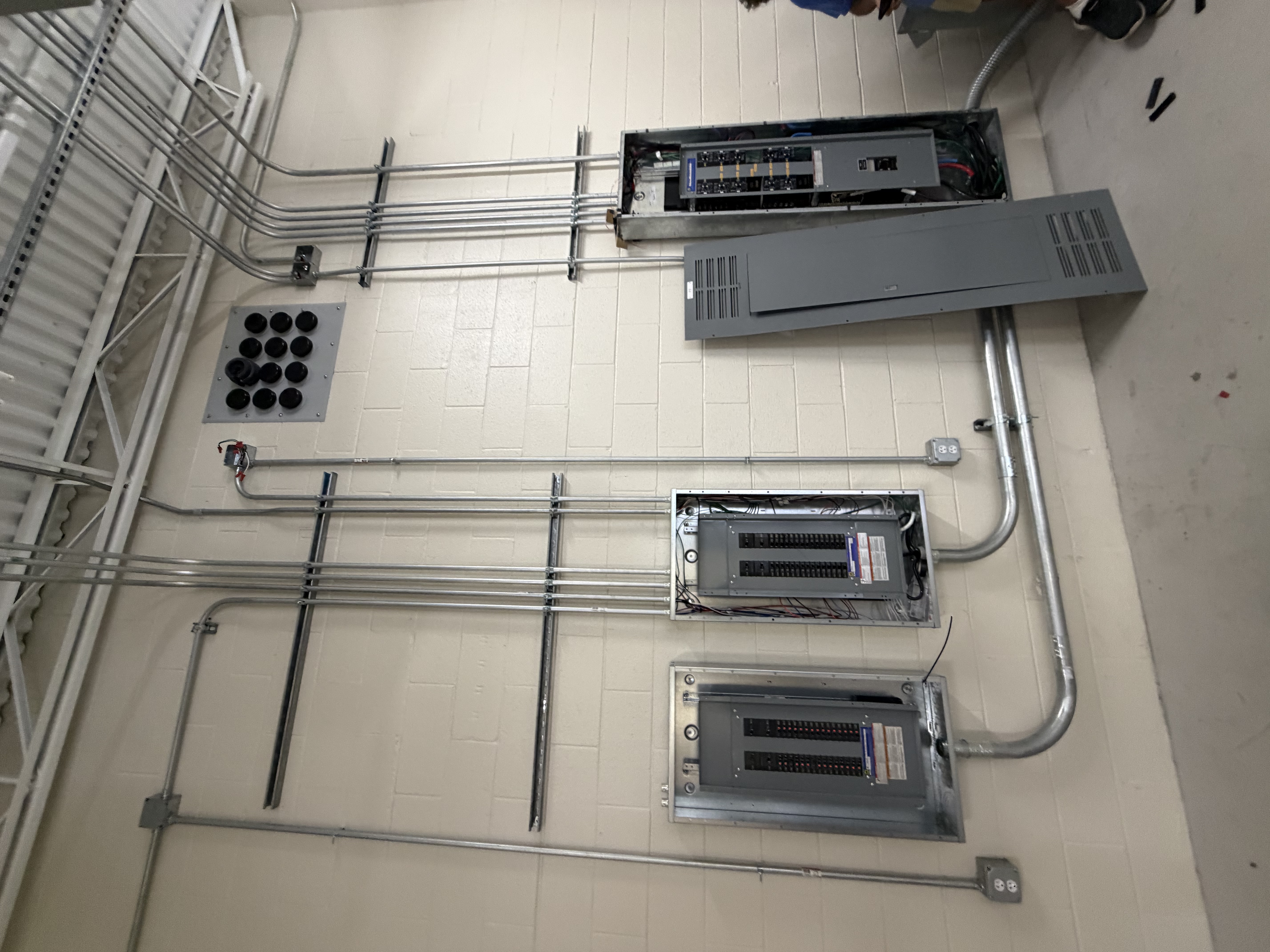 WHKY Broadcast Studio electrical installation